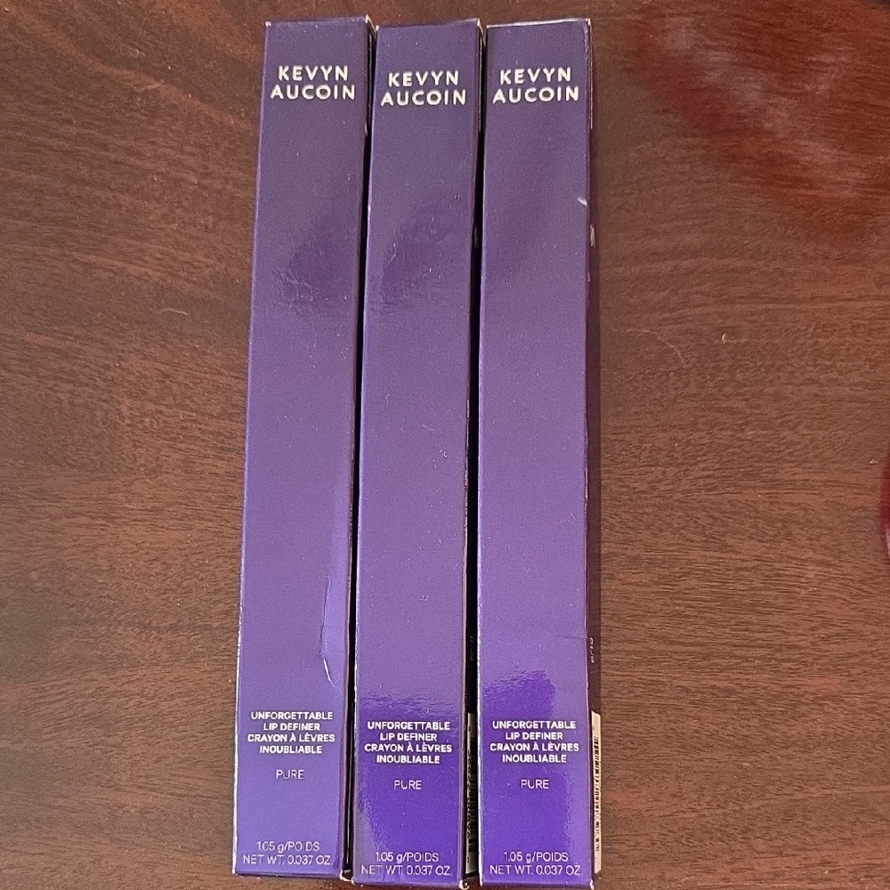 Kevyn Aucoin Deep Purple Lip Liners